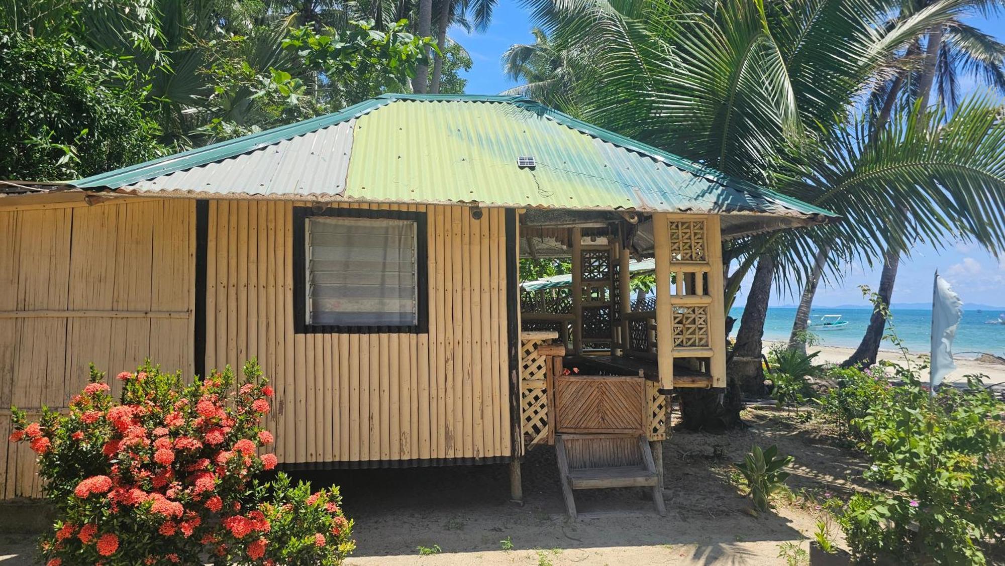 Floresitas Beach Resort El Nido Bagian luar foto