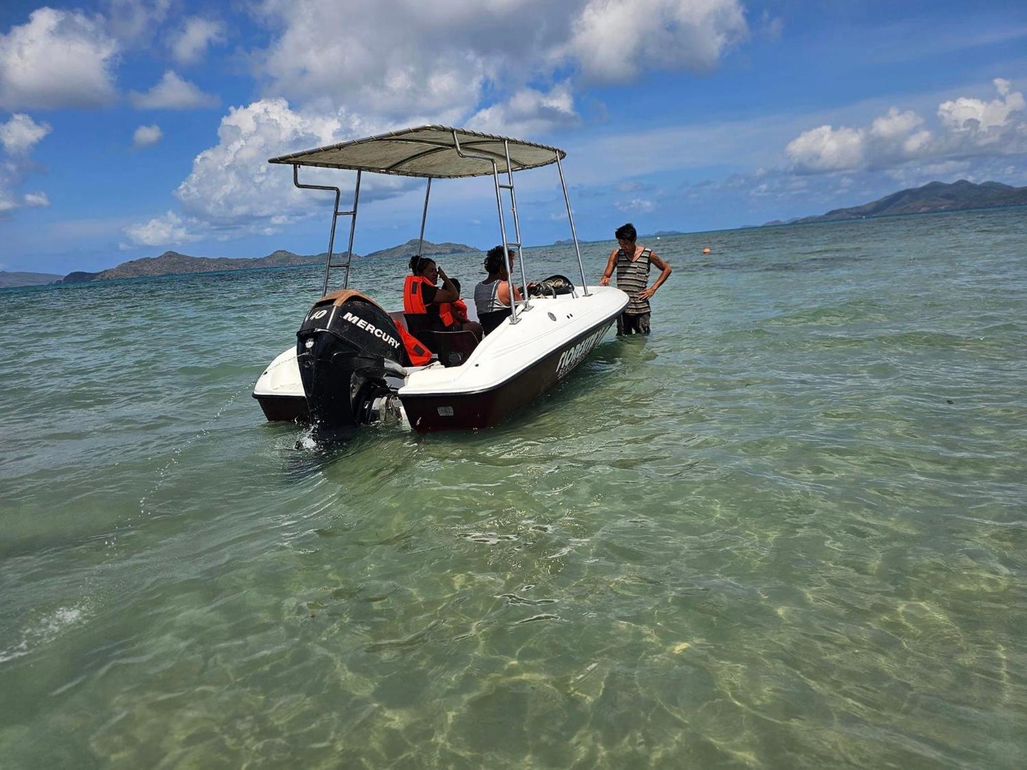 Floresitas Beach Resort El Nido Bagian luar foto