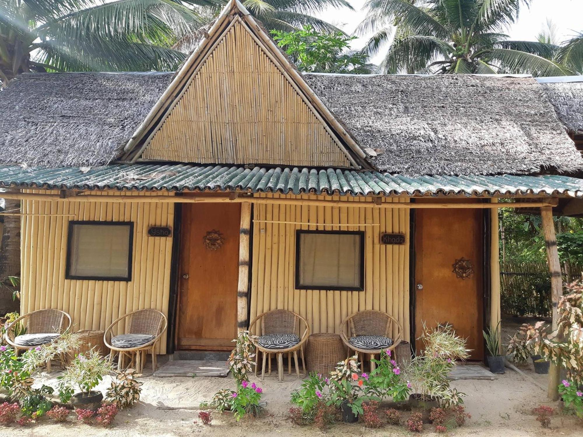 Floresitas Beach Resort El Nido Bagian luar foto