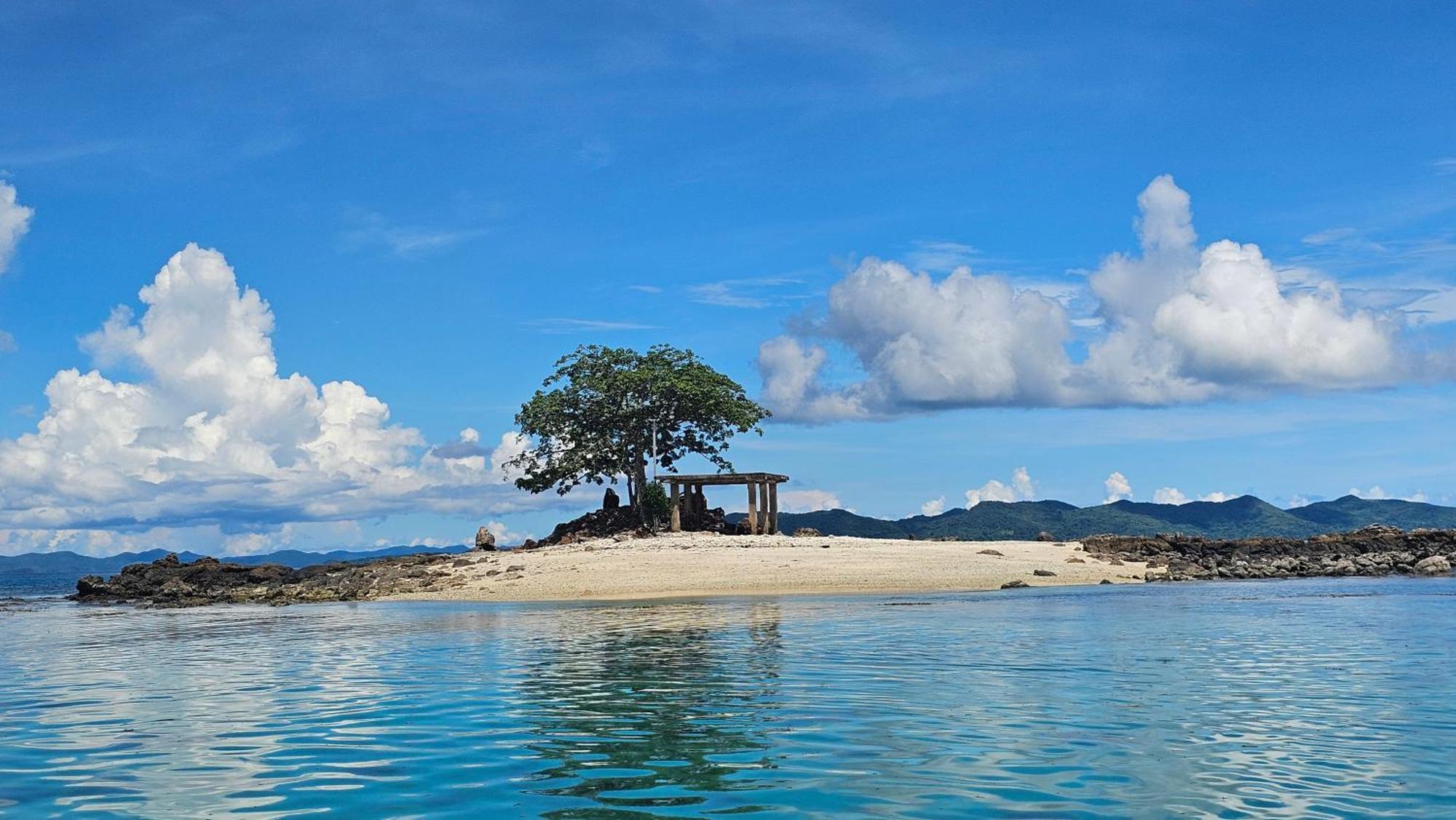 Floresitas Beach Resort El Nido Bagian luar foto