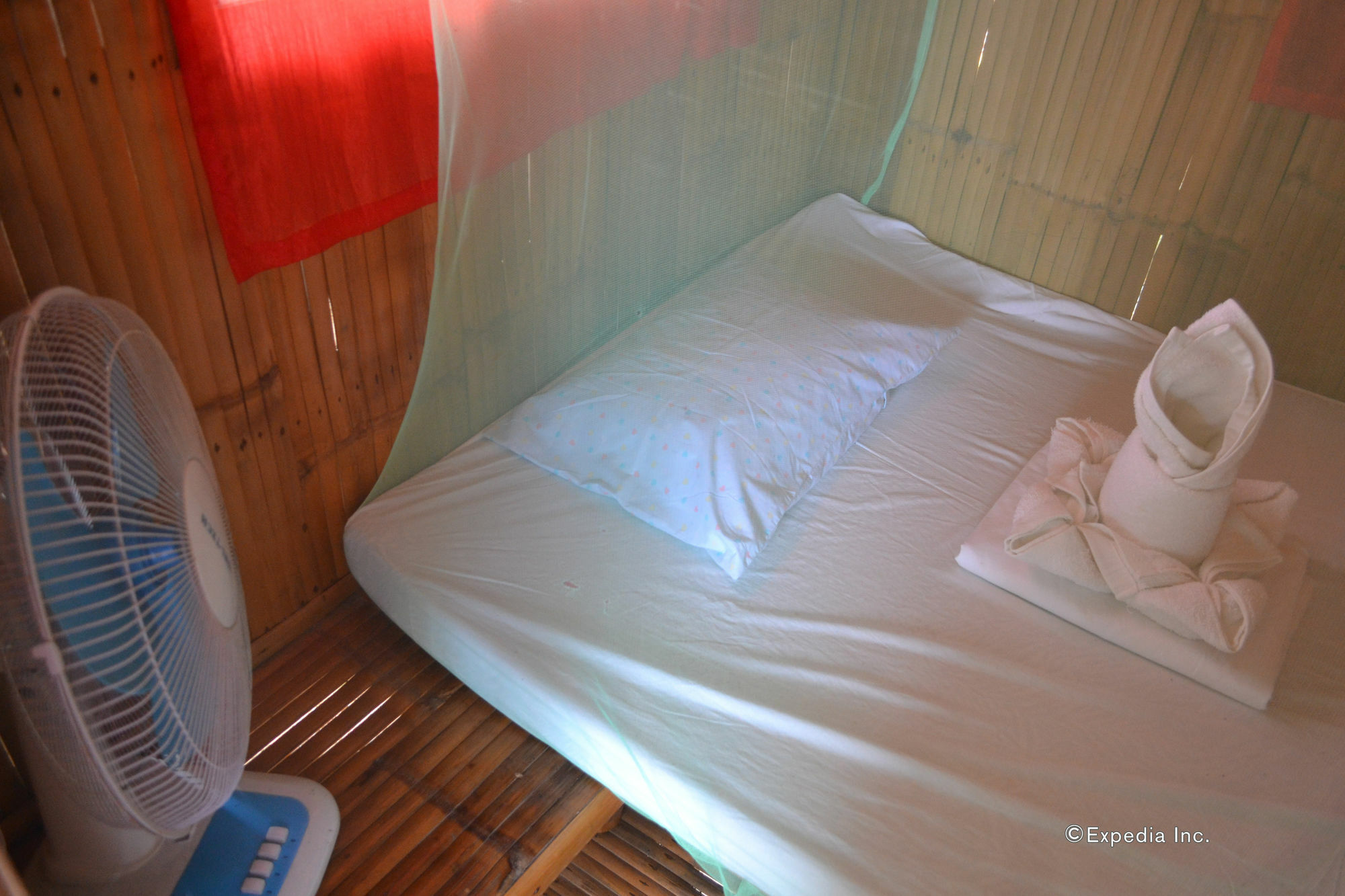 Floresitas Beach Resort El Nido Bagian luar foto