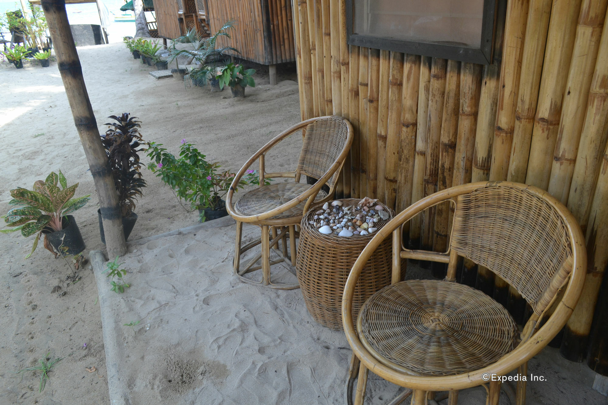 Floresitas Beach Resort El Nido Bagian luar foto